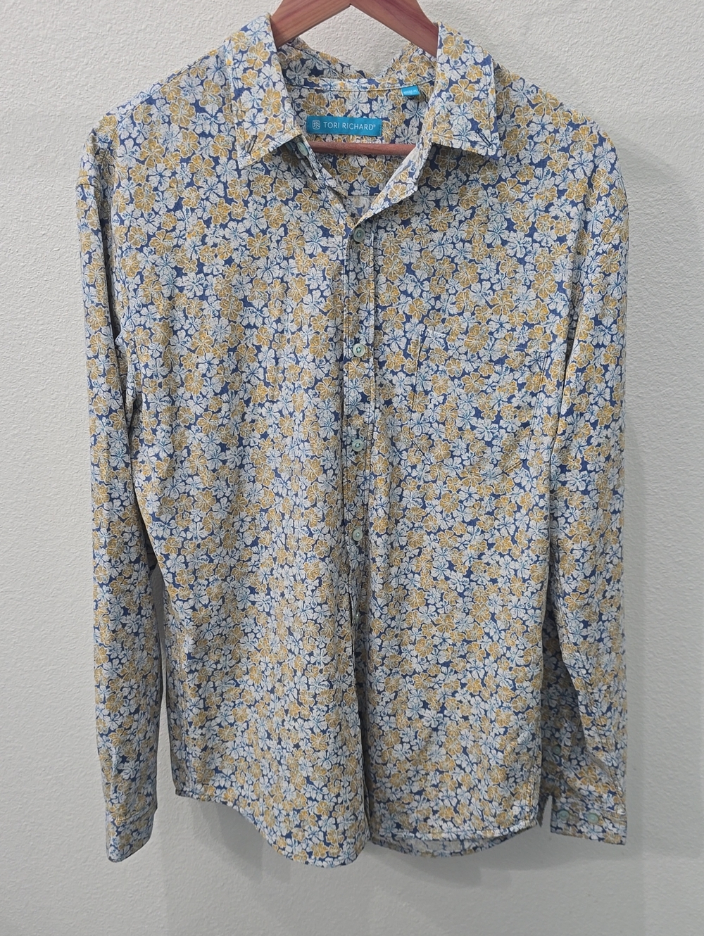 Tori Richard Hawaii Yellow & Blue Floral Long-Sleeve Button-Down Shirt